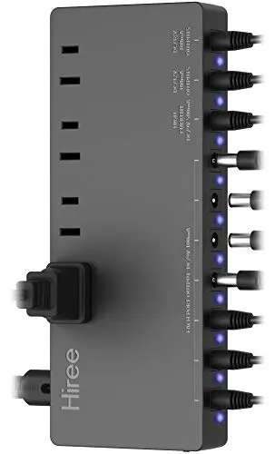Hiree pedalboard power supply with AC outlets