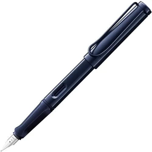 LAMY Safari fountain pen in dark dusk color with triangular grip